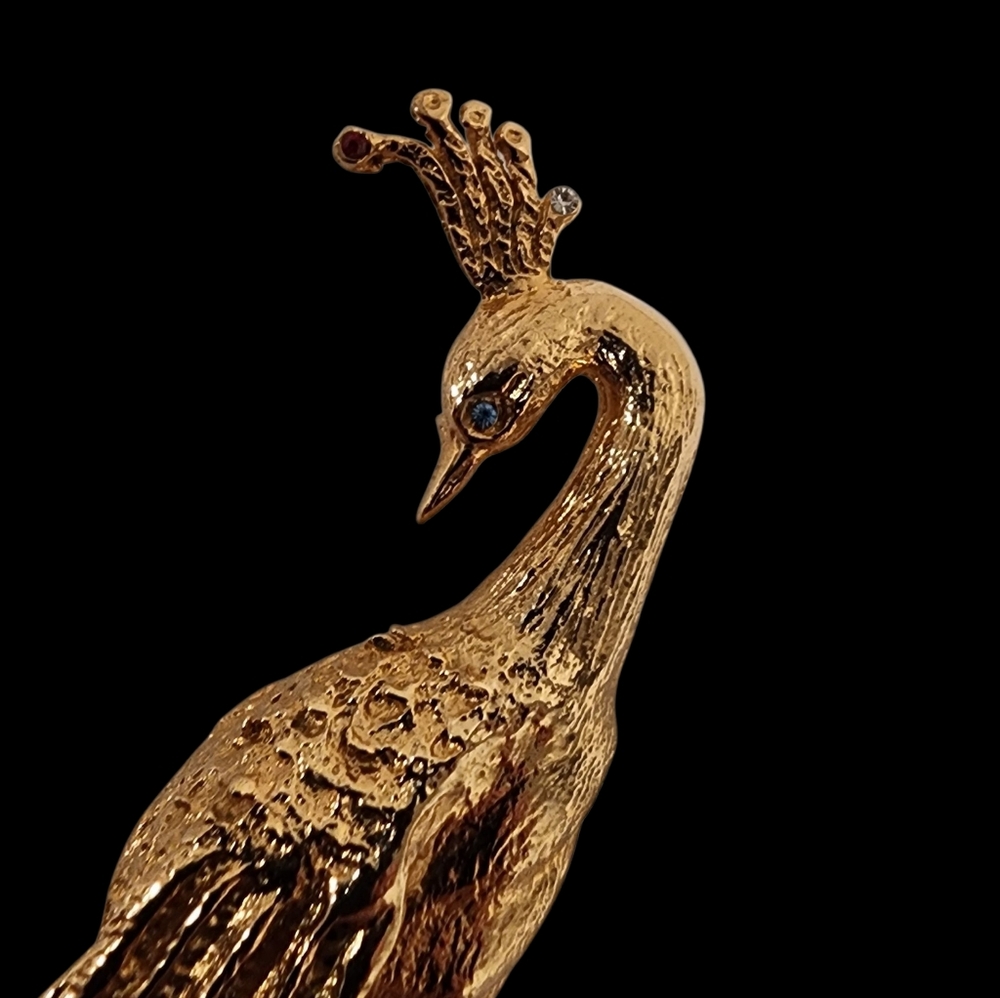 Vintage Oleg Cassini 1964 brooch peacock rhinestones and faux pearl gold  A0033 - Picture 15 of 16